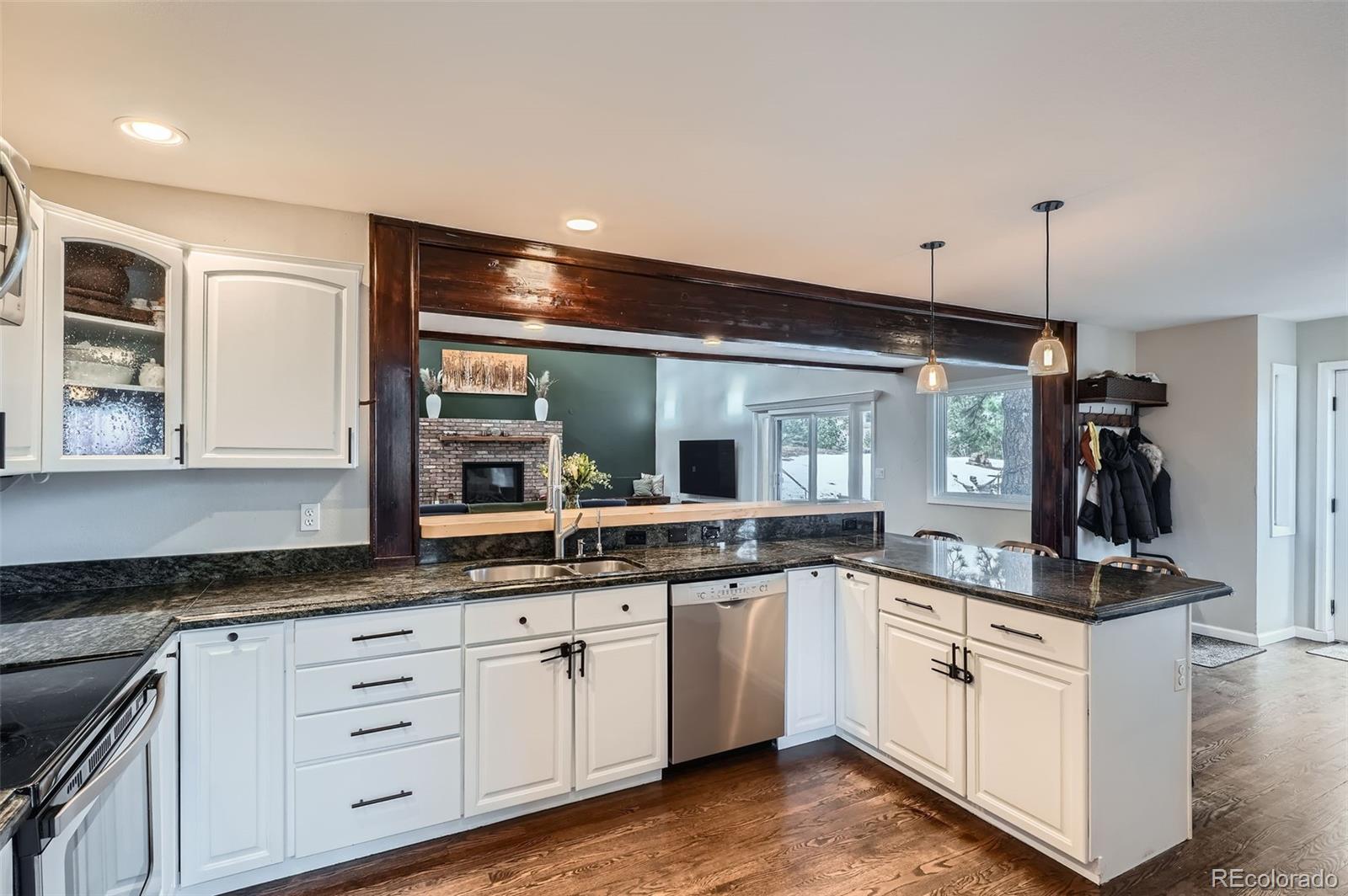 643 Aspen Road Golden, CO 80401 - Photo 10 of 50 Gallery Image 10