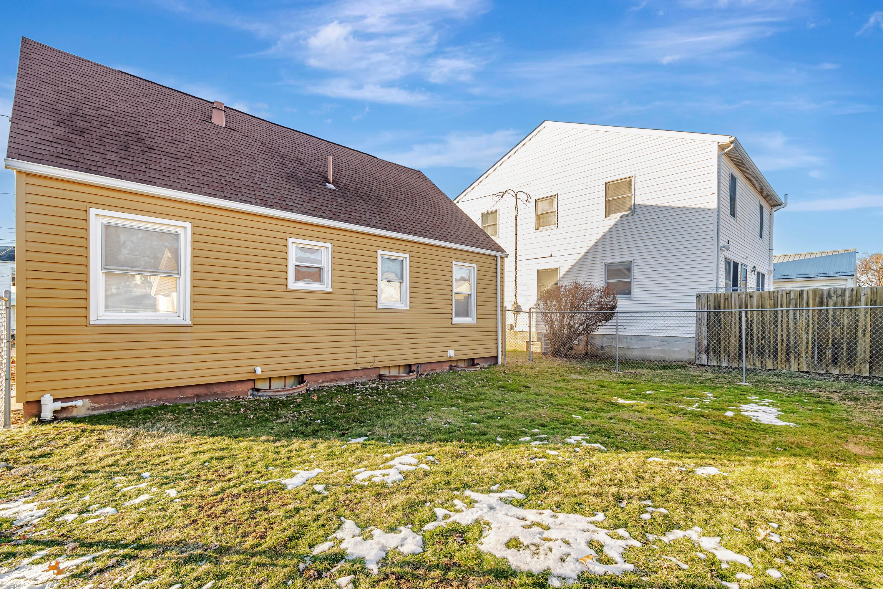 610 Edgemont Road Newark, OH 43055 - Photo 31 of 34 F8_610_Edgemont_028