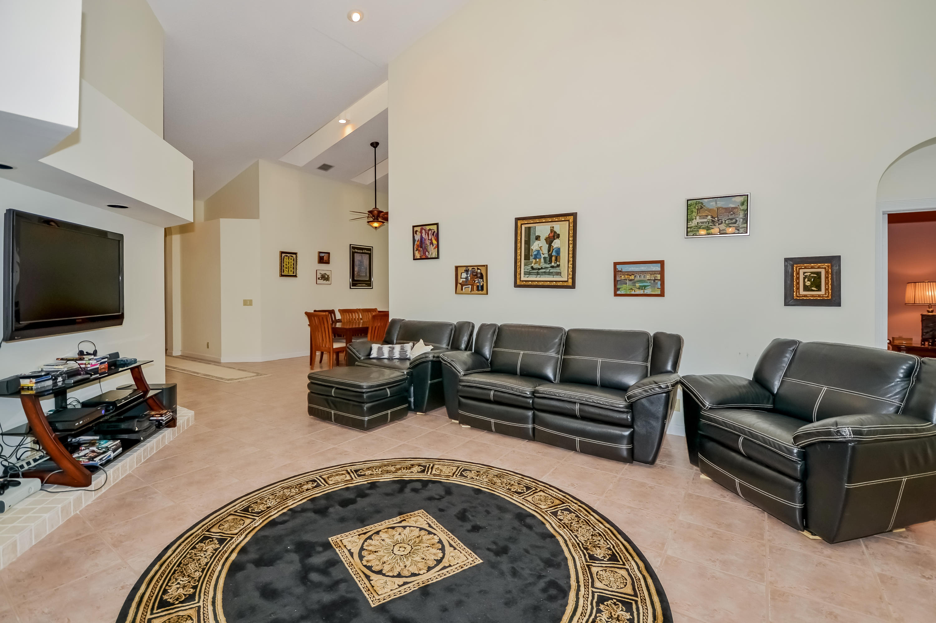 7405 Campo Florido Boca Raton, FL 33433 - Photo 4 of 19 7405_campo_florido_MLS_HID1083552_ROOMli