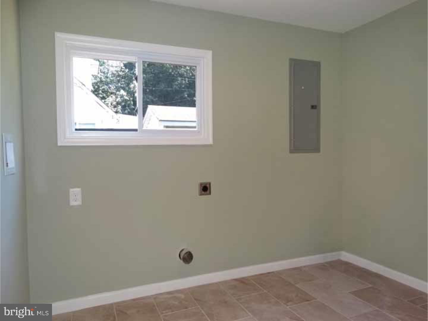 138 Harmony Road Levittown, PA 19056 - Photo 12 of 24 Gallery Image 12