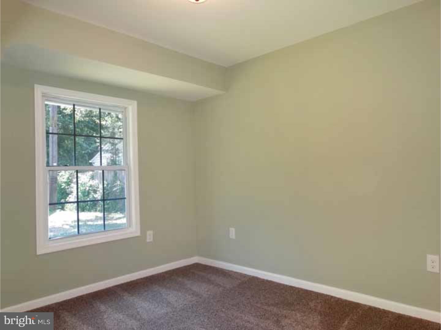 138 Harmony Road Levittown, PA 19056 - Photo 14 of 24 Gallery Image 14