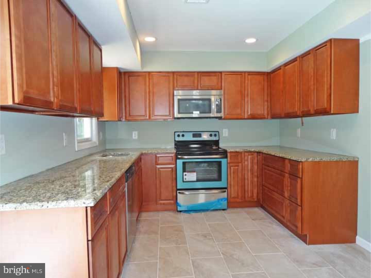138 Harmony Road Levittown, PA 19056 - Photo 10 of 24 Gallery Image 10