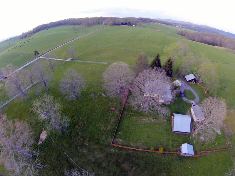 100 Hoke's Mill Road Union, WV 24983 - Photo 7 of 77 Gallery Image 7