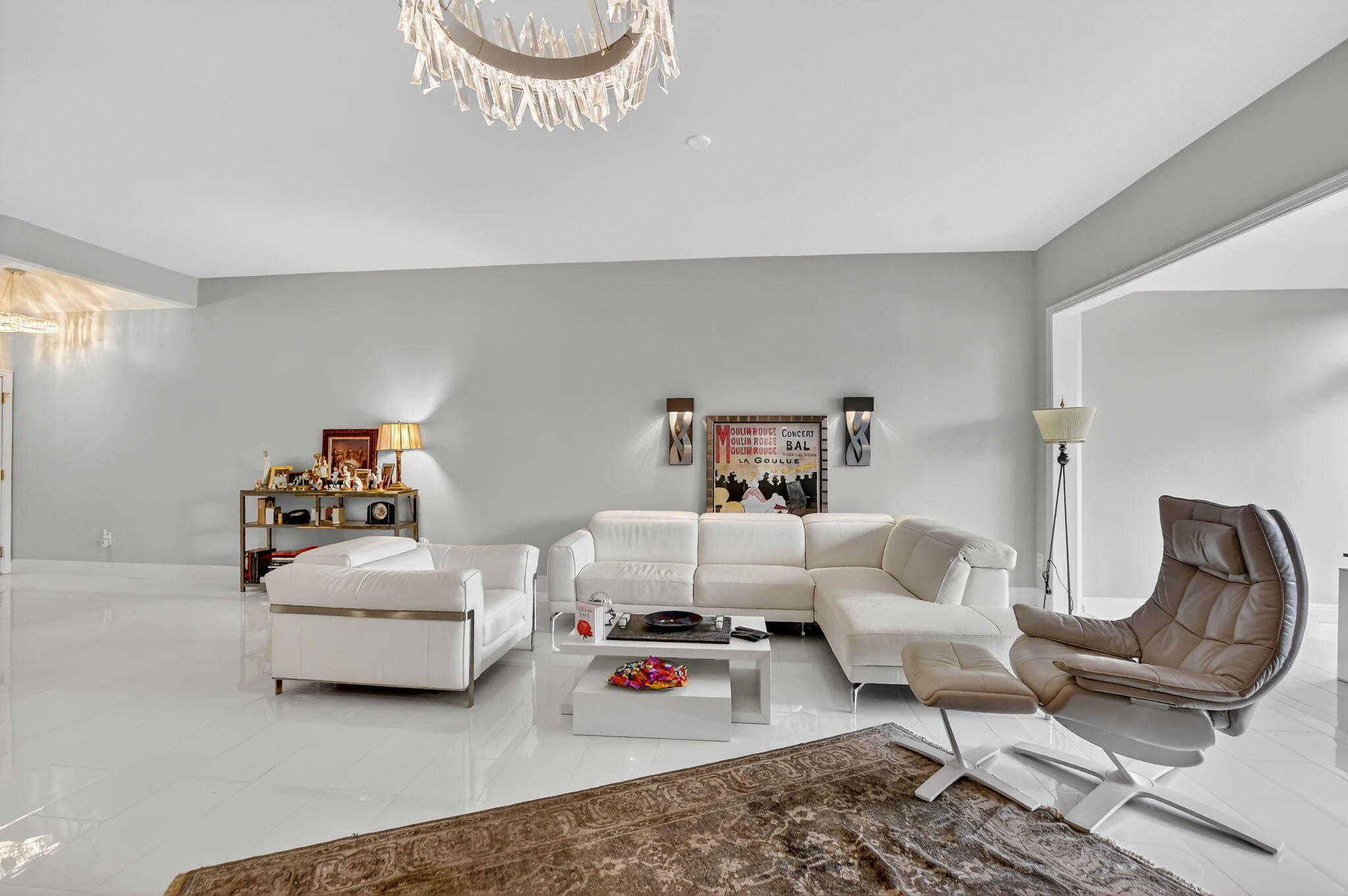 7535 La Paz Boulevard, Unit 105 Boca Raton, FL 33433 - Photo 7 of 54 6-web-or-mls-DSC_3040