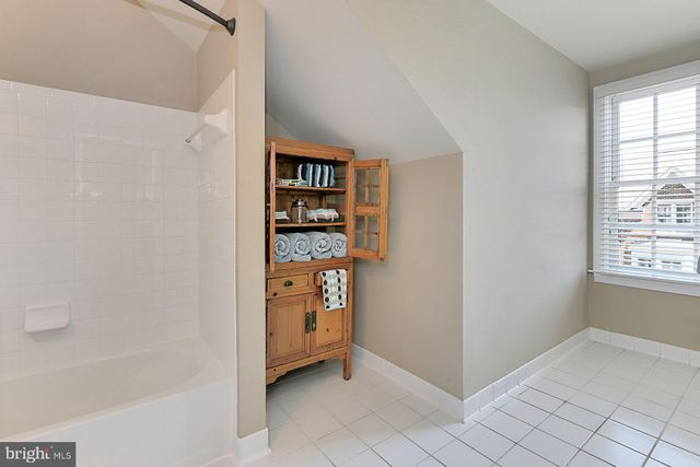 $1,295,000 | 714 Day Lane, Alexandria, VA 22314