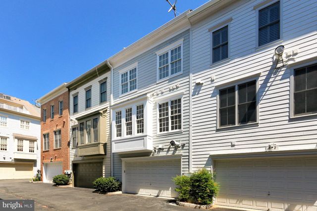 $1,295,000 | 714 Day Lane, Alexandria, VA 22314