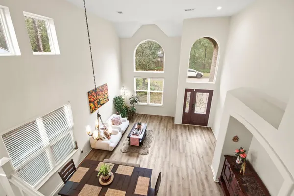 $485,000 | 91 Alden Glen Drive, The Woodlands, TX 77382