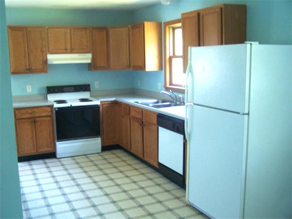 28 St George Road Brimfield, MA 01010 - Photo 3 of 6