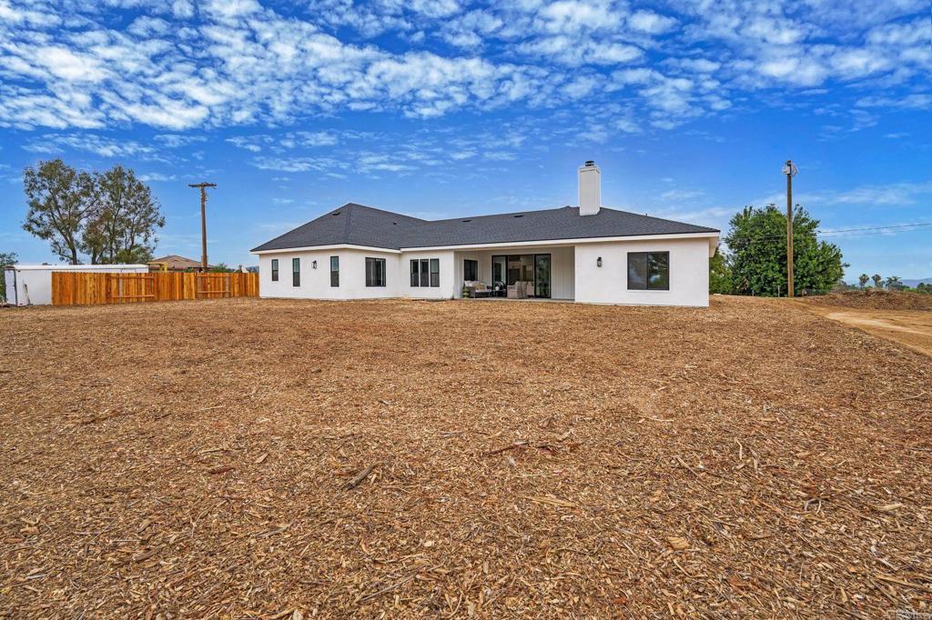 1547 Dickey Street Fallbrook, CA 92028 - Photo 41 of 45 a front view of a house with a yard