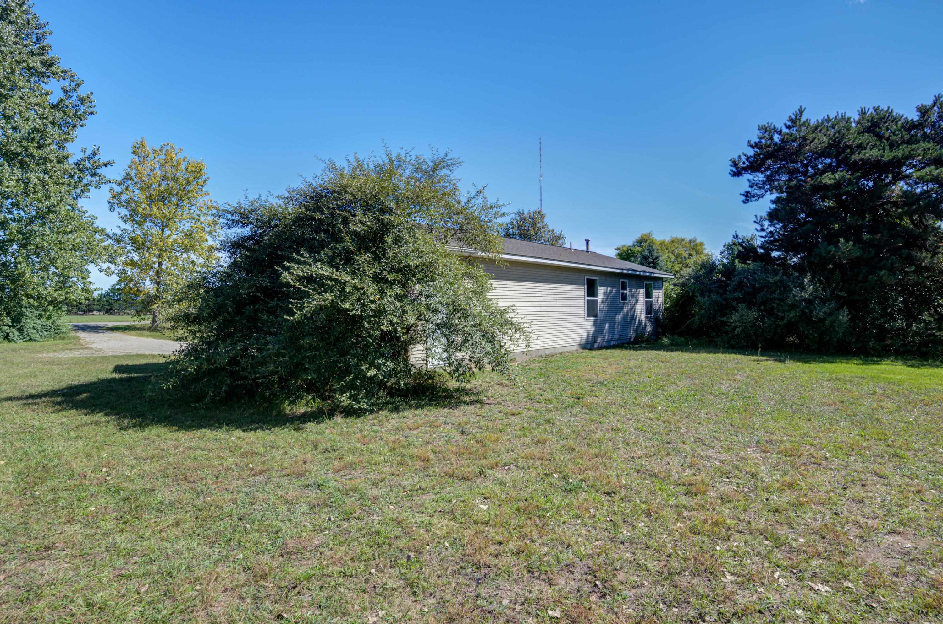 5975 Barney Road Traverse City, MI 49684 - Photo 24 of 34