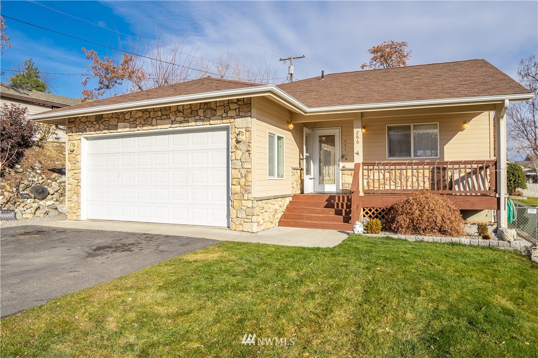 266 Chelan Falls Road Chelan Falls, WA 98817 - Photo 1 of 28 Gallery Image 1