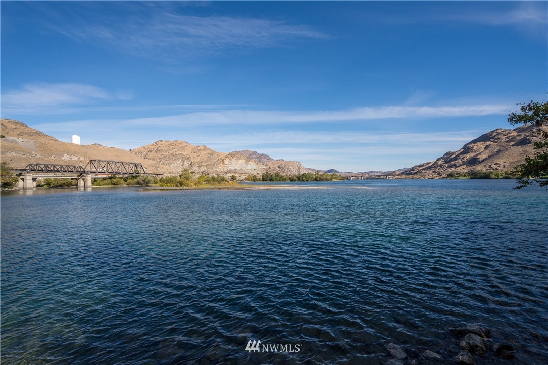 266 Chelan Falls Road Chelan Falls, WA 98817 - Photo 25 of 28 Gallery Image 25