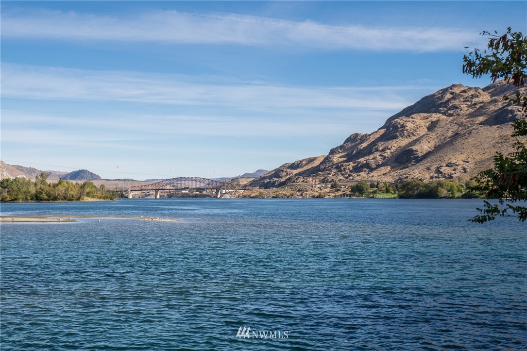 266 Chelan Falls Road Chelan Falls, WA 98817 - Photo 26 of 28 Gallery Image 26