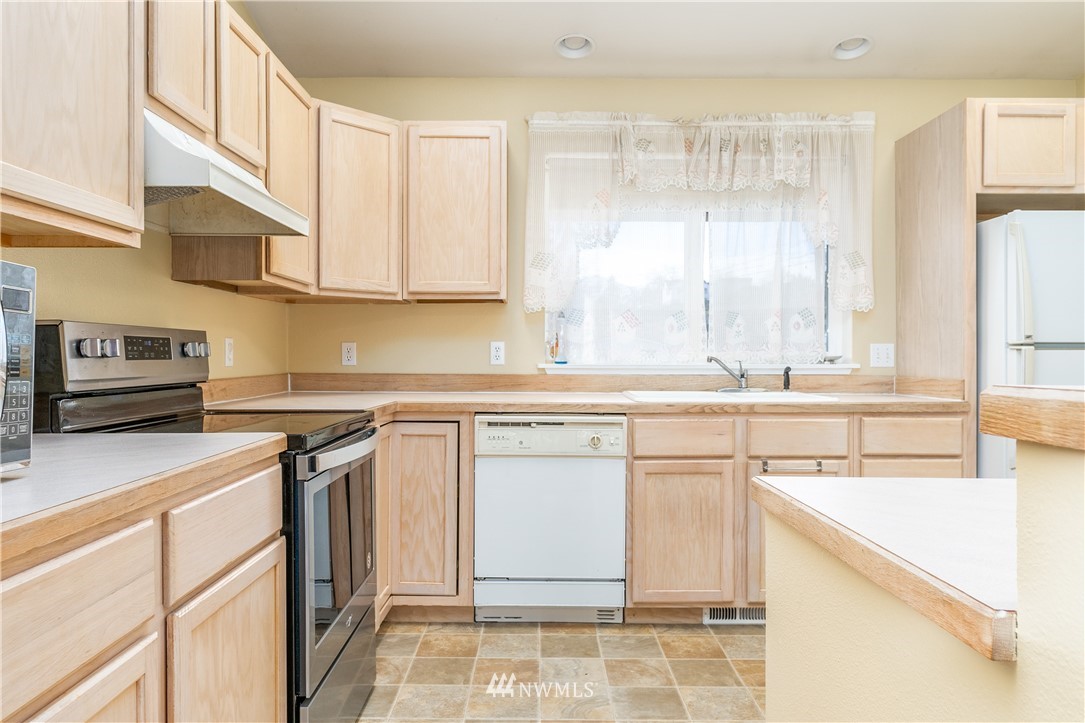 266 Chelan Falls Road Chelan Falls, WA 98817 - Photo 4 of 28 Gallery Image 4