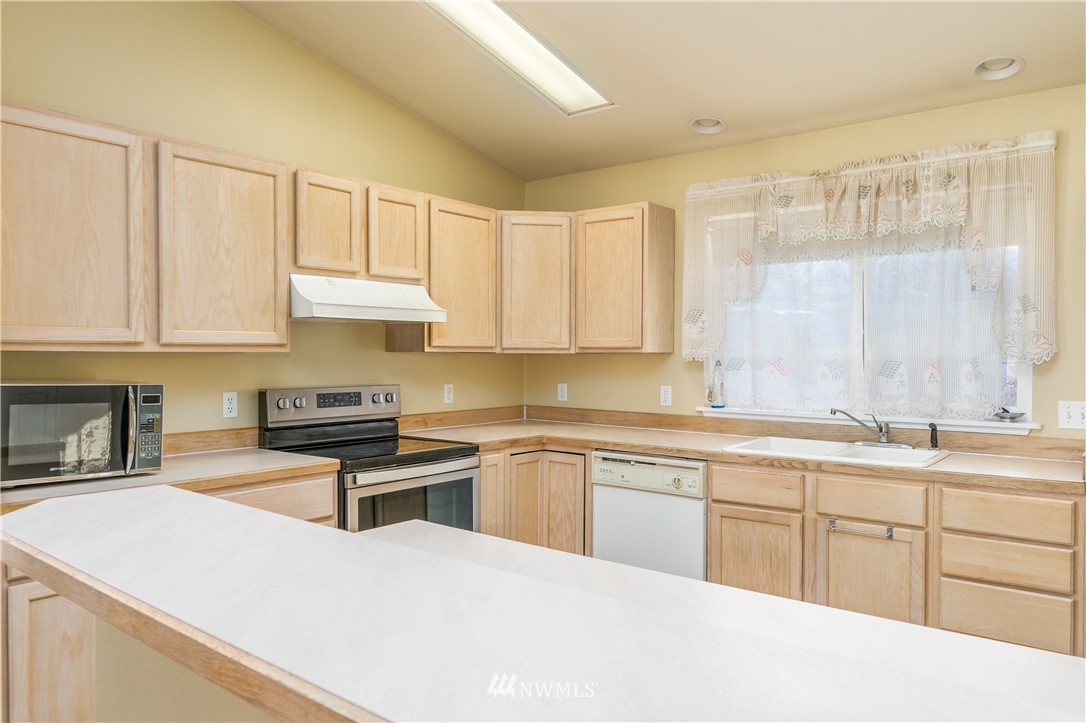 266 Chelan Falls Road Chelan Falls, WA 98817 - Photo 5 of 28 Gallery Image 5