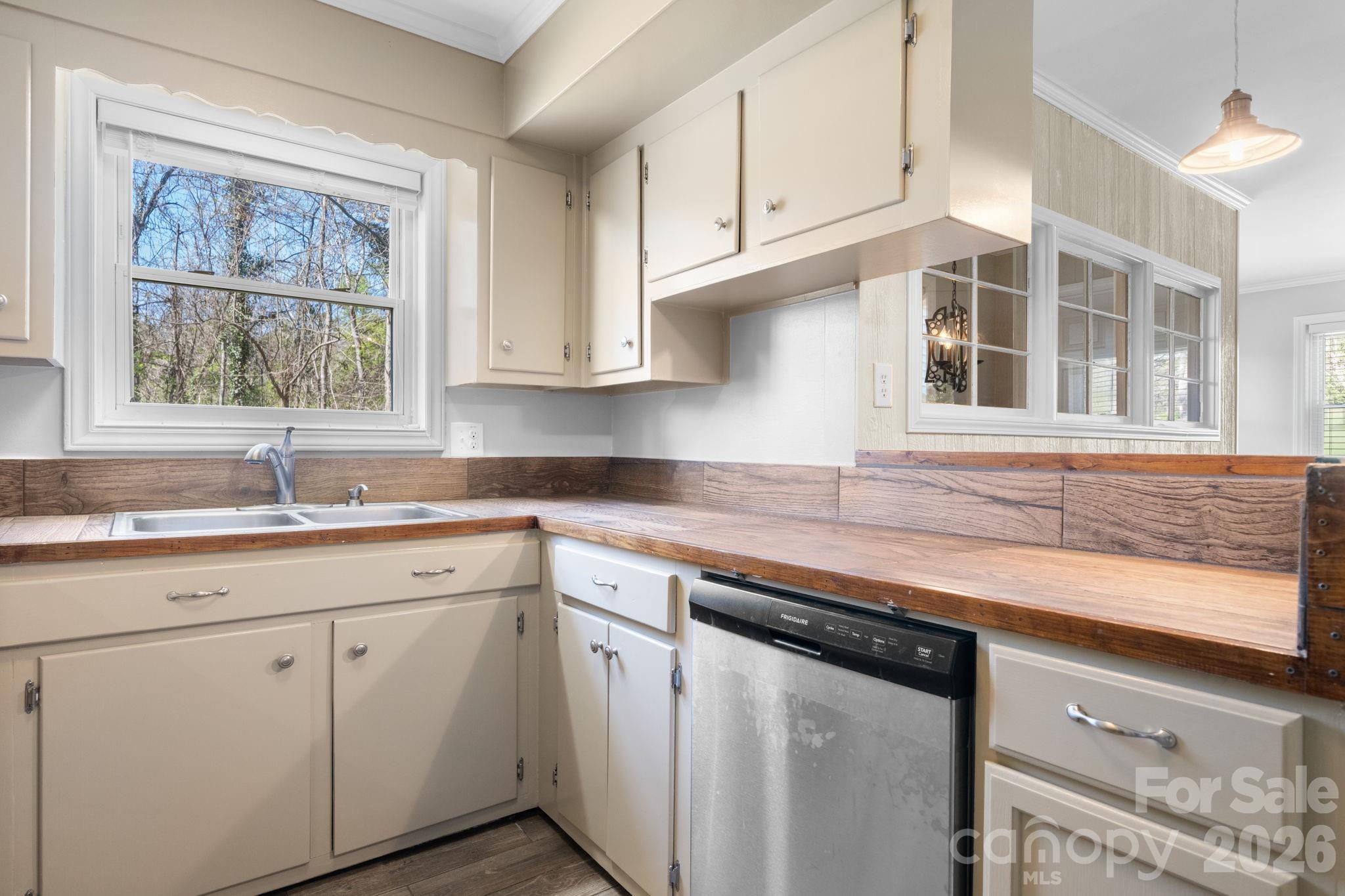 1859 McRee Road Newton, NC 28658 - Photo 10 of 45