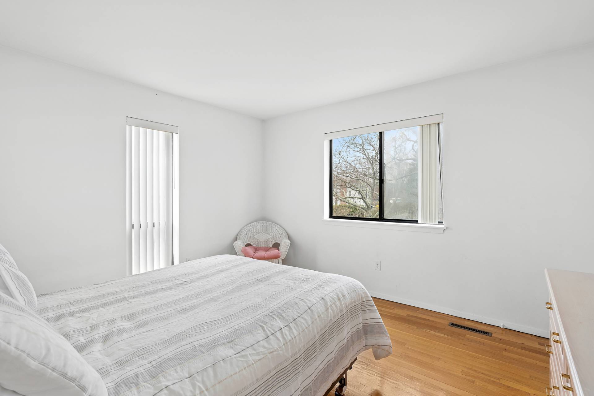 50 Gull Road Montauk, NY 11954 - Photo 11 of 14