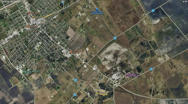 $160,000 | 303 County Road 303, Edna, TX 77957