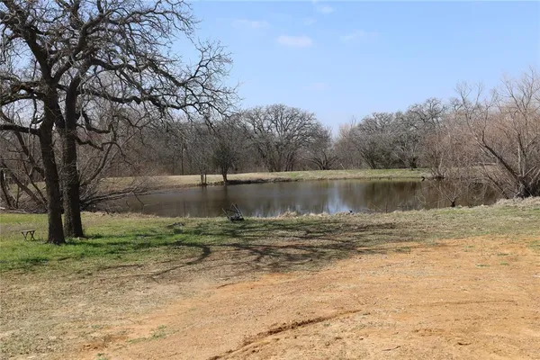 $1,500,000 | 7211 County Road 1017, Joshua, TX 76058