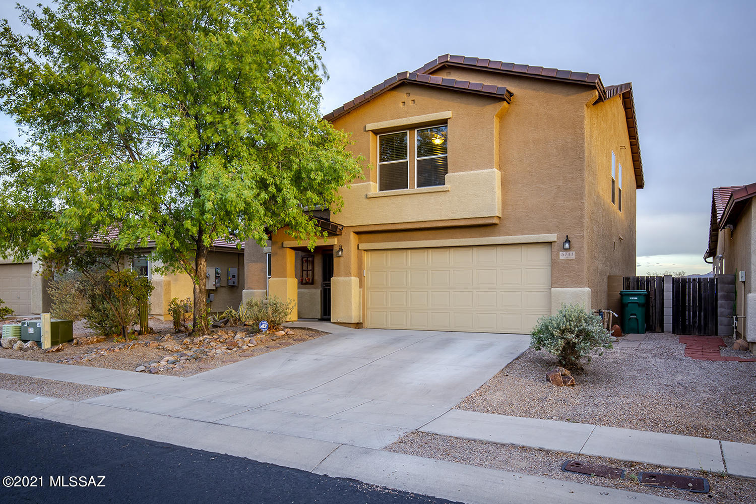 5741 West Rattler Street Tucson, AZ 85742 - Photo 1 of 32