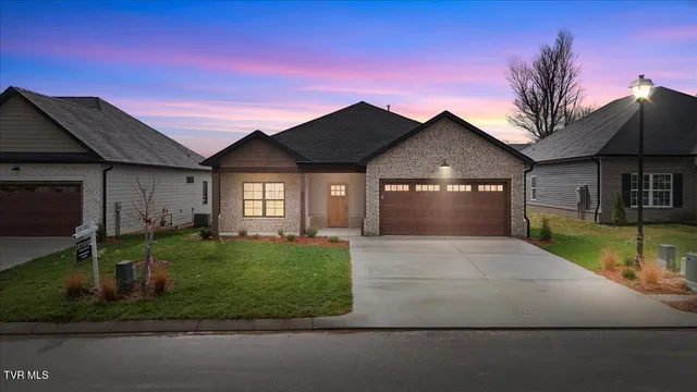 $459,950 | 211 Dry Kiln Court, Johnson City, TN 37615
