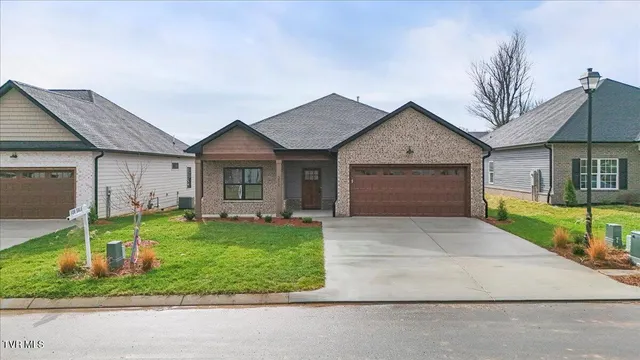 $459,950 | 211 Dry Kiln Court, Johnson City, TN 37615