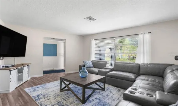 $2,200 | 13501 Whitby Road, Hudson, FL 34667