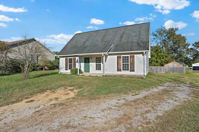 $325,000 | 13515 Versailles Road, Rockvale, TN 37153