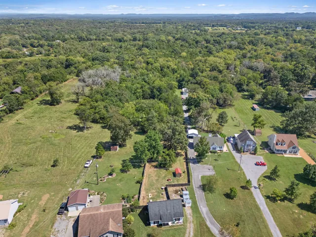 $325,000 | 13515 Versailles Road, Rockvale, TN 37153