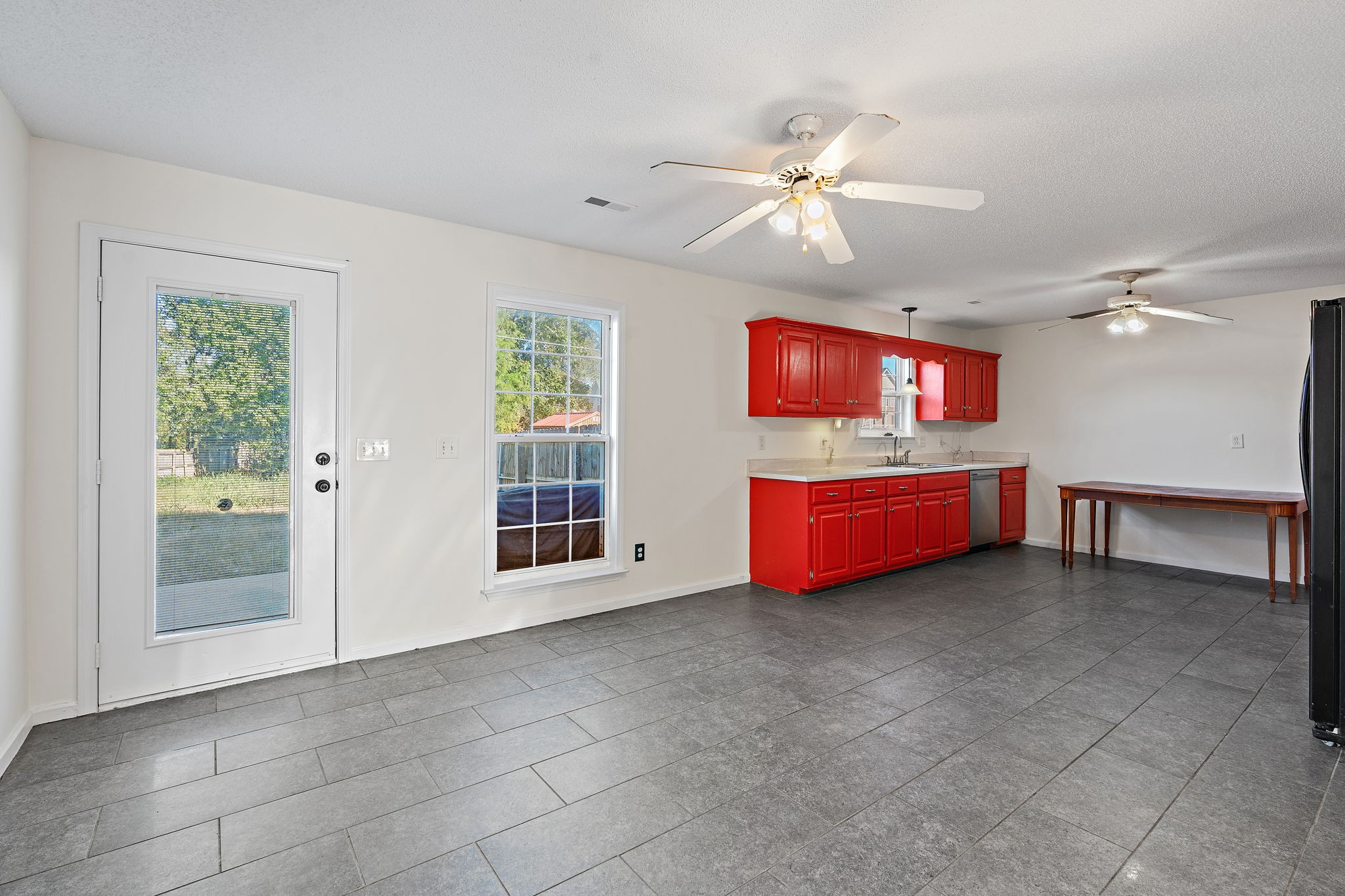 13515 Versailles Road Rockvale, TN 37153 - Photo 9 of 46