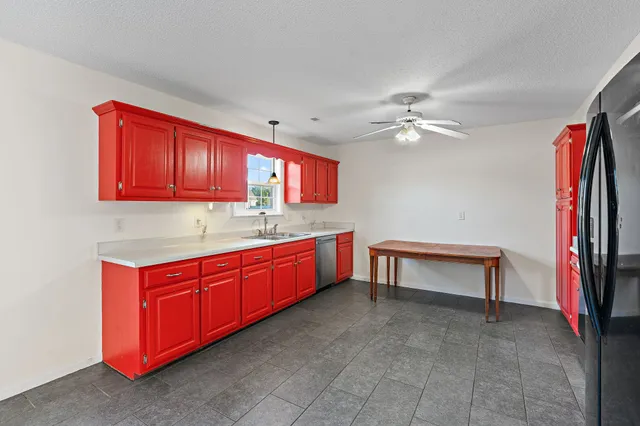 $325,000 | 13515 Versailles Road, Rockvale, TN 37153