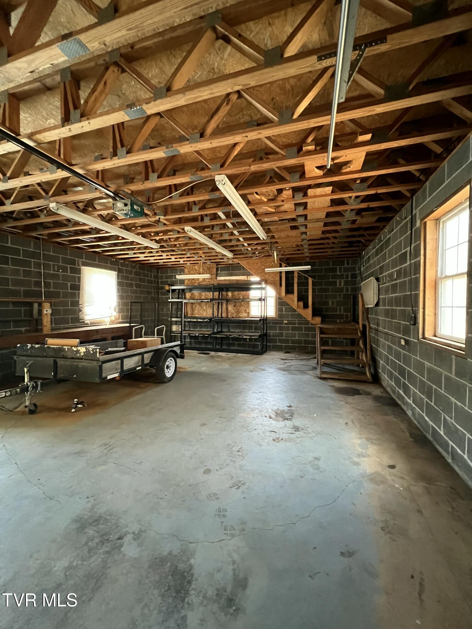 106 Jim Elliott Road Elizabethton, TN 37643 - Photo 16 of 19 IMG_1062