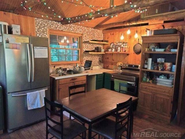 1136 Badgley Road Vanderbilt, MI 49795 - Photo 2 of 18 50120459-1.JPG