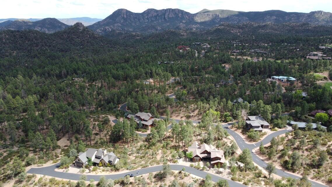 3005 East Arrow Point Payson, AZ 85541 - Photo 7 of 11 a view of a city with lush green forest