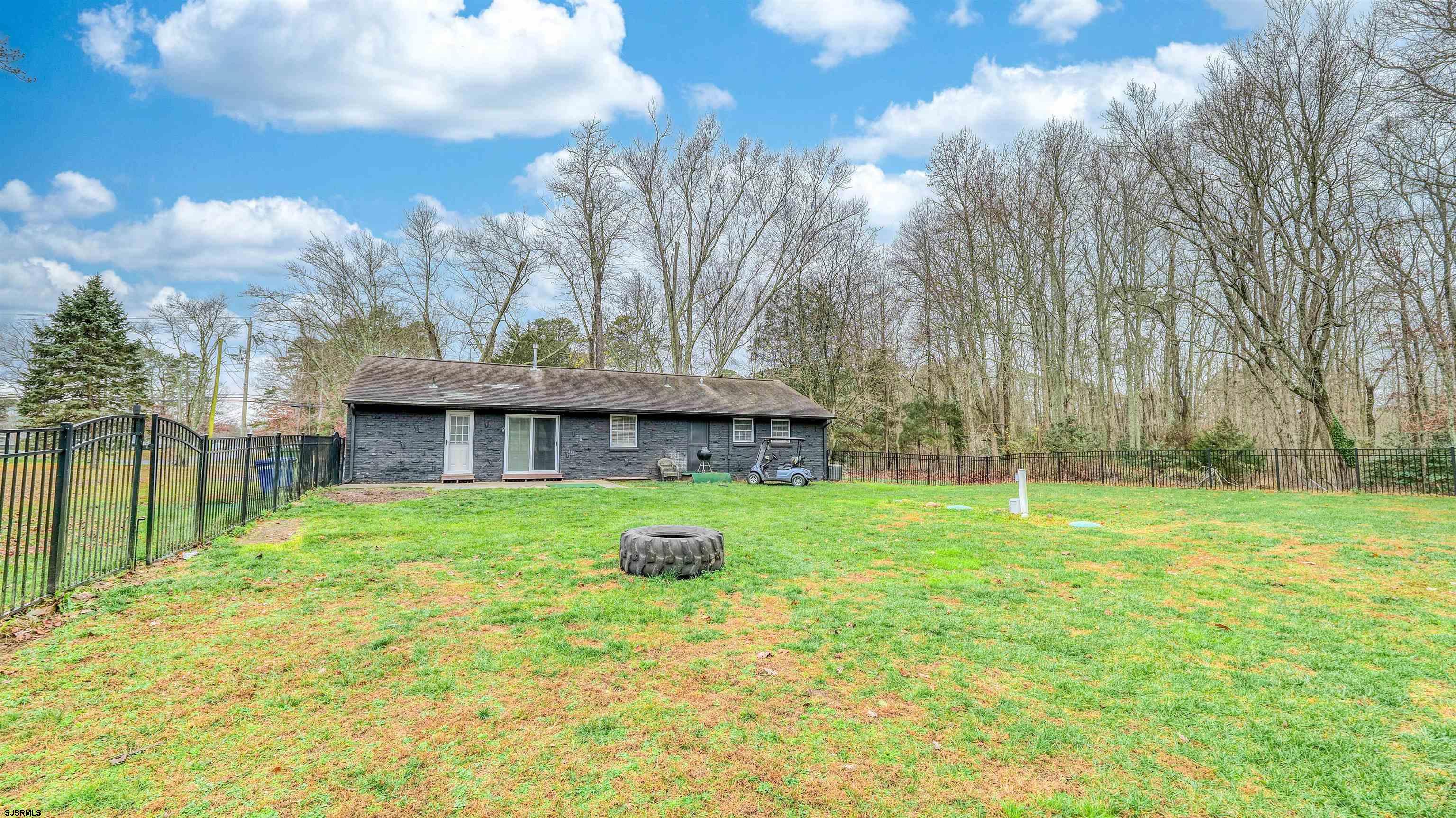1048 Ocean Heights Avenue Egg Harbor Township, NJ 08234 - Photo 30 of 30 a house view with a garden space