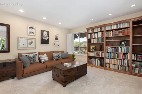 $919,000 | 255 Por La Mar Circle, Santa Barbara, CA 93103