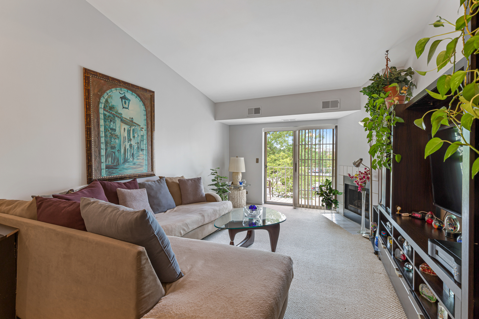 764 North Gary Avenue, Unit 210 Carol Stream, IL 60188 - Photo 11 of 25