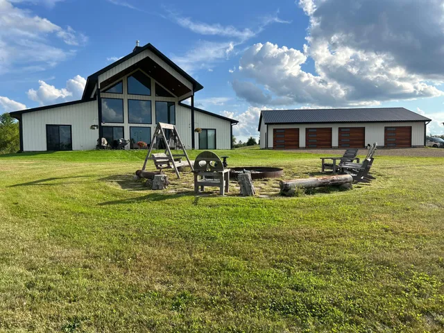$1,750,000 | 36418 North Shoreland Road, Sturgeon Lake, MN 55783