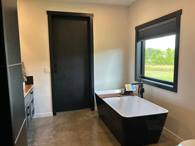 $1,750,000 | 36418 North Shoreland Road, Sturgeon Lake, MN 55783