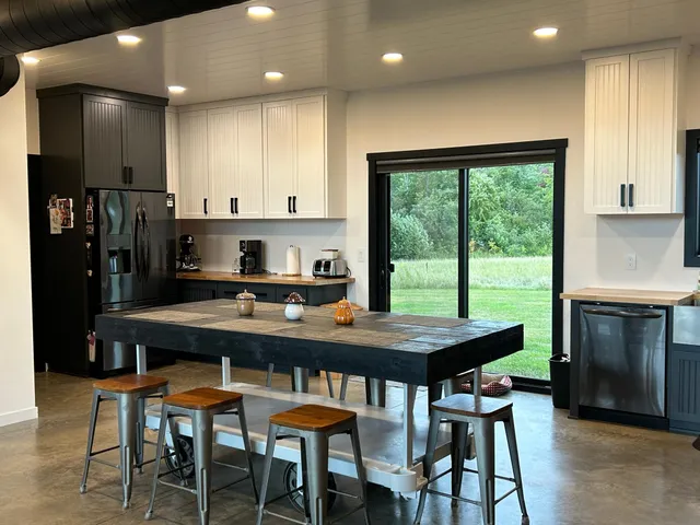 $1,750,000 | 36418 North Shoreland Road, Sturgeon Lake, MN 55783