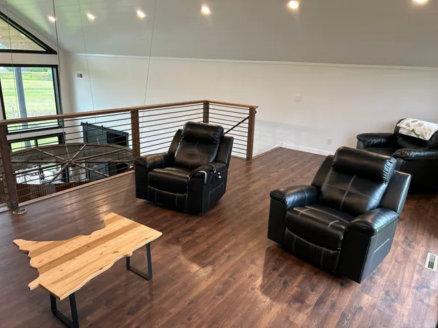 $1,750,000 | 36418 North Shoreland Road, Sturgeon Lake, MN 55783