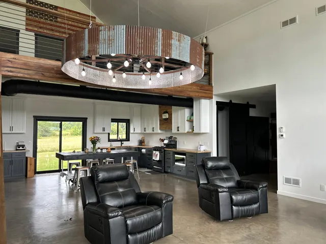 $1,750,000 | 36418 North Shoreland Road, Sturgeon Lake, MN 55783