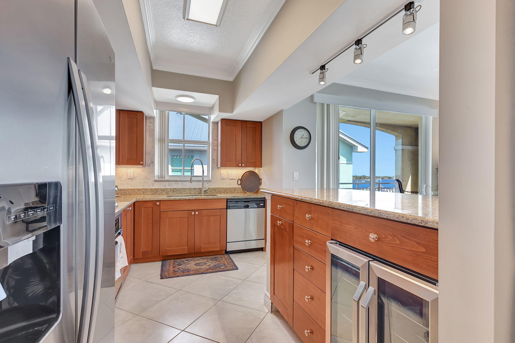 775 Northwest Flagler Avenue, Unit 401 Stuart, FL 34994 - Photo 18 of 57 Kitchen