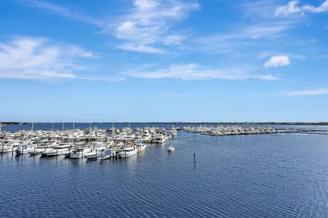 $6,500 | 775 Northwest Flagler Avenue, Unit 401, Stuart, FL 34994