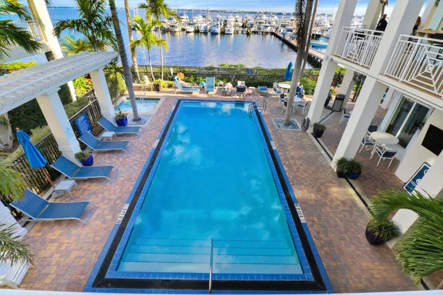 $6,500 | 775 Northwest Flagler Avenue, Unit 401, Stuart, FL 34994