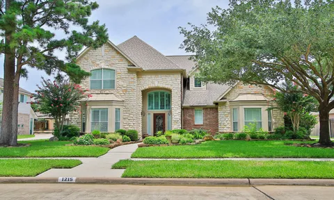 $639,000 | 1215 Merlins Oaks Drive, Spring, TX 77379