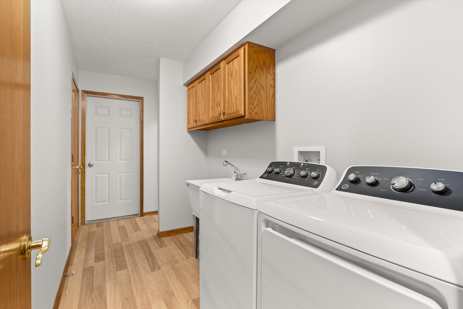 822 Eagle Creek Road Elwood, IL 60421 - Photo 19 of 41 a room with storage and utility