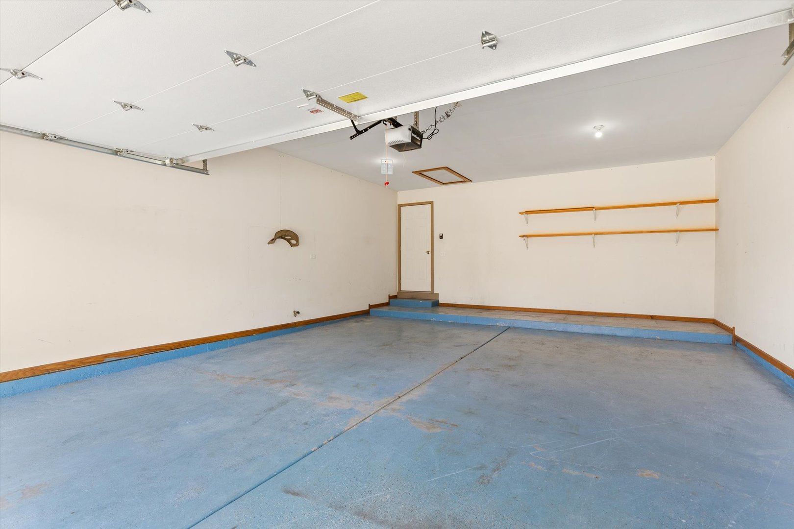 822 Eagle Creek Road Elwood, IL 60421 - Photo 33 of 41 a view of an empty room