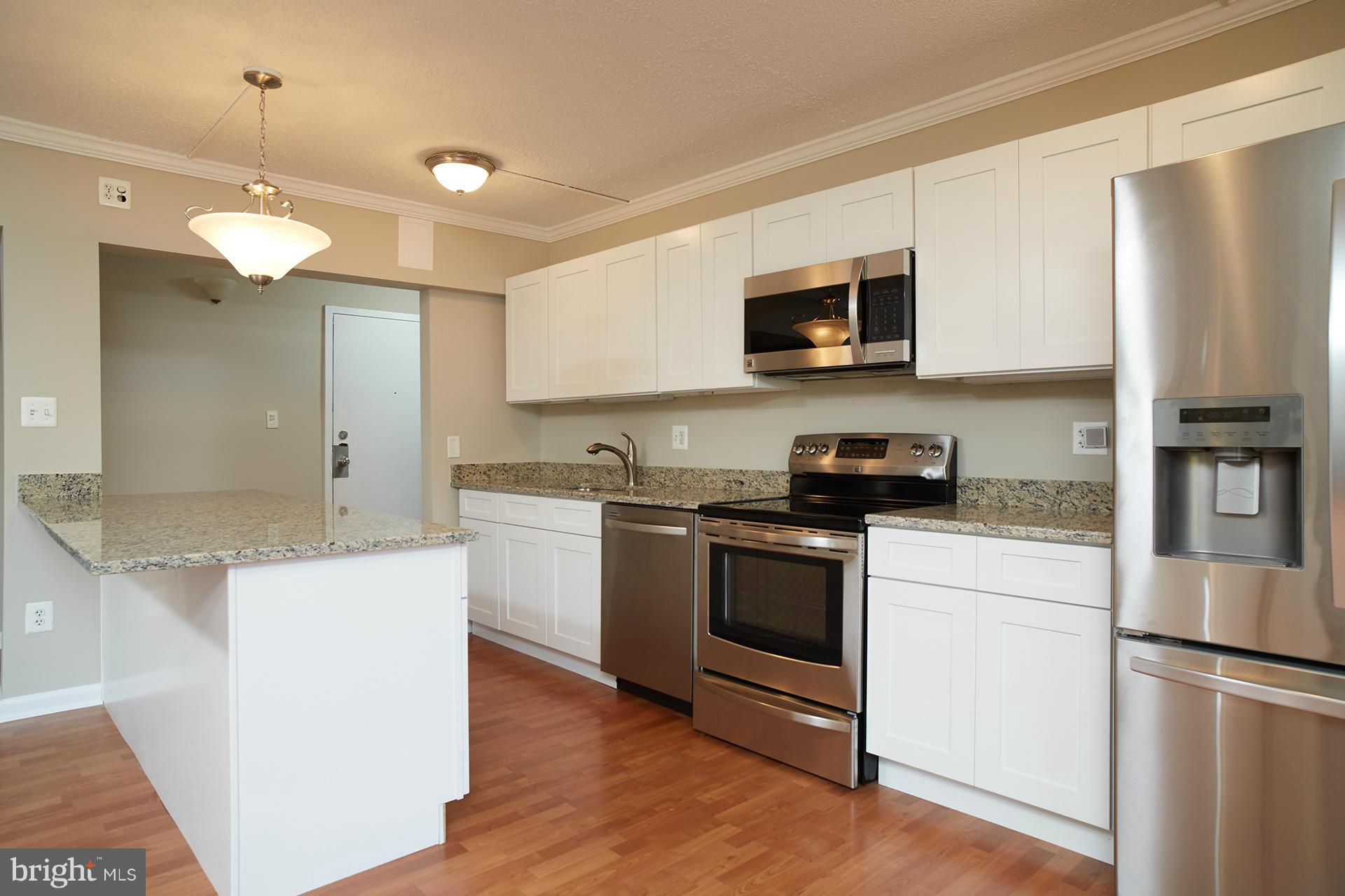 2234 Castle Rock Square, Unit 12C Reston, VA 20191 - Photo 1 of 22 Kitchen