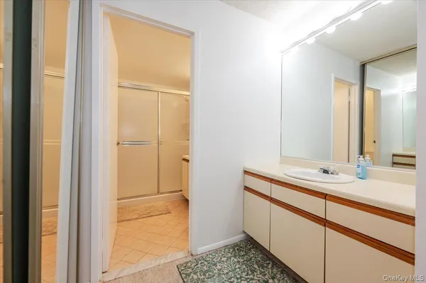 $4,400 | 730 West Broadway, Unit 2J, Long Beach, NY 11561